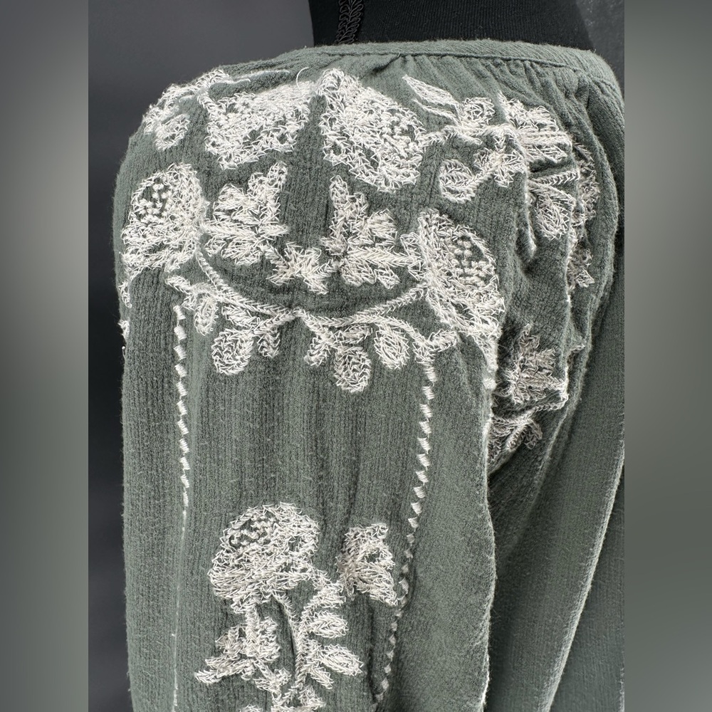 Miss Me Embroidered Green Blouse Size S - Picture 9 of 11